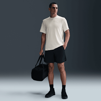 Nike PrimaryVielseitiges Nike Dri-FIT Kurzarm-Oberteil für Herren Osterangebot