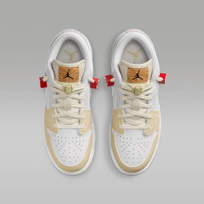 Air Jordan 1 Low SESchuh (ältere Kinder) Valentinstagsangebot