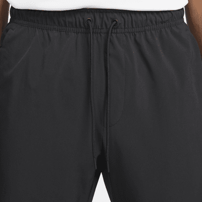 Nike UnlimitedVielseitige Dri-FIT Hose mit Reißverschluss am Bündchen für Herren Angebote