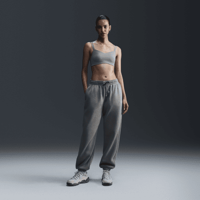 Nike Zenvy StrappyGepolsterter Sport-BH mit leichtem Halt Vatertagsangebot