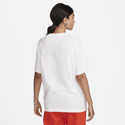 Nike Sportswear EssentialDamen-T-Shirt JETZT KAUFEN