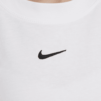 Nike Sportswear EssentialDamen-T-Shirt JETZT KAUFEN