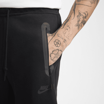 Nike TechFleece-Hose mit offenem Saum (Herren) Black Friday Preise