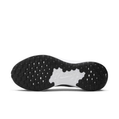 Nike Revolution 7Straßenlaufschuh (Herren extraweit) Riesige Ersparnisse