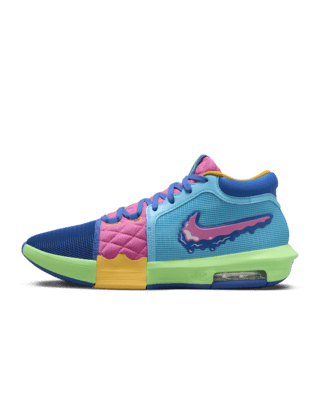 LeBron Witness 8 "I Promise School"Basketballschuh Riesige Rabatte