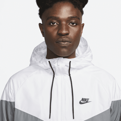 Nike Sportswear WindrunnerHerrenjacke Angebote