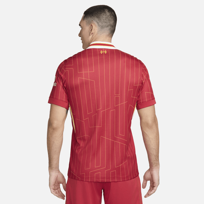 FC Liverpool 2024/25 Stadium HomeNike Replika-Fußballtrikot mit Dri-FIT-Technologie (Herren) Speichern exportieren