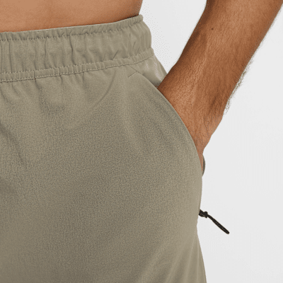 Nike UnlimitedVielseitige Dri-FIT Hose mit Reißverschluss am Bündchen für Herren Muttertagsangebot