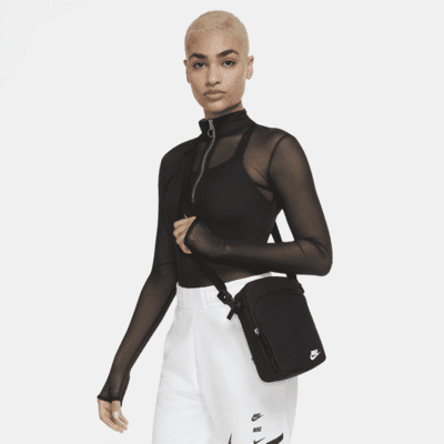 Nike HeritageCrossbody-Tasche (4 l) Bis zu 50% Rabatt