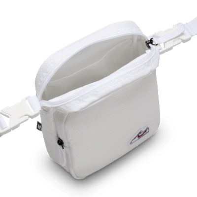 Nike Cortez HeritageCrossbody-Tasche (4 l) Vierteljährliche Förderung