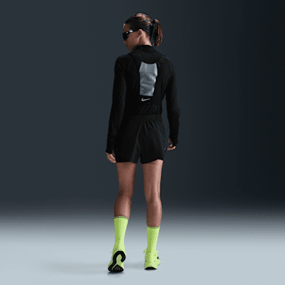 Nike SwiftDri-FIT 2-in-1-Laufshorts mit mittelhohem Bund (Damen) VIP-Rabatte