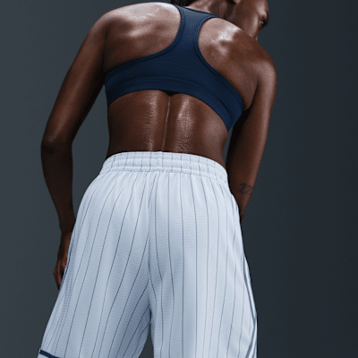 Nike Fly CrossoverDamen-Basketballshorts Letzter Tag