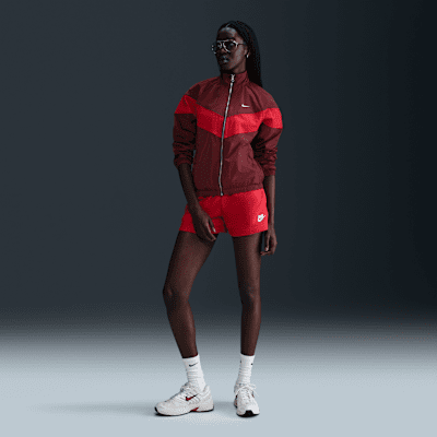 Nike WindrunnerLockere UV-Webjacke mit durchgehendem Reißverschluss (Damen) Rabatte dieses Monats