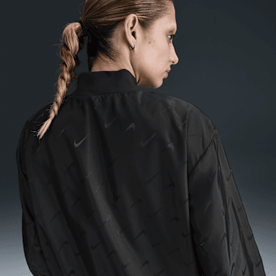 Nike Sportswear DestroyerOversize-Jacke mit Monogramm (Damen) Angebote