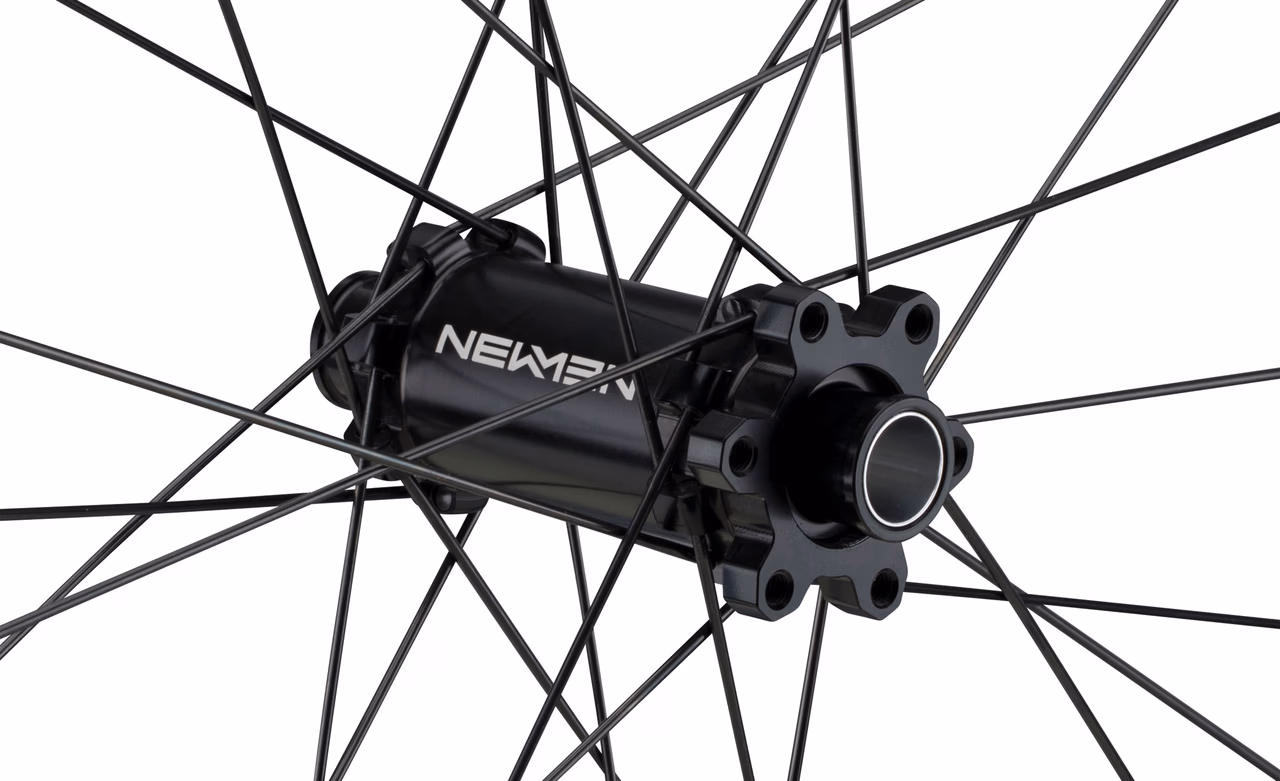 NEWMEN Evolution SL A.30 FADE Boost Disc 6-Loch 27 5" Laufradsatz Begrenztes Angebot